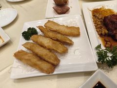 炸腐皮鲜虾卷-兴悦酒家(保利克洛维店)