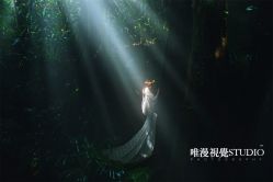 青青世界-巴黎婚纱摄影工作室