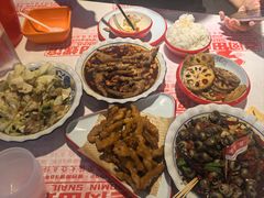 -老闵田螺馆·南昌市井菜·特色小吃(总店)