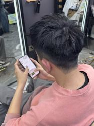 -藤野造型烫染·漂发