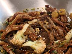-张大师鸭爪爪特色干锅(南湖店)