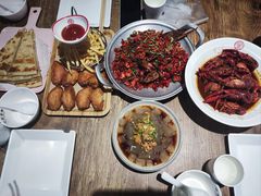 -叶派龙虾•招牌香辣蟹·海鲜(中海国际店)