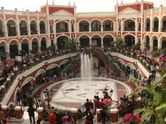 -佛罗伦萨小镇广佛名品奥特莱斯(疏港路店)