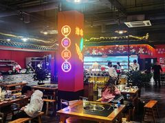 大堂-铁箭门串串香主题火锅(汇锦城店)