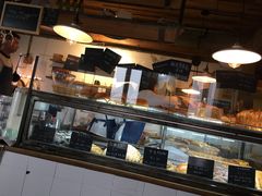 面包甜点陈列柜-仙峰天然面包(迎宾路店)