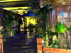 -二厨·吊桥小院·脆皮烧鸡公·本地农家菜(沿江西路店)