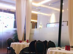 大堂-醉辉皇上海之巅(上海中心大厦店)