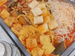 -在巷子里的烤肉店·螺蛳粉烤鱼·牛蛙(和美城店)