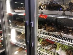 -拈签一笑黄牛肉辣卤串串