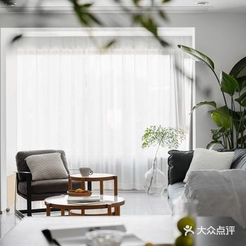 130㎡现代简约风，空间明亮通透，简洁大方上档次