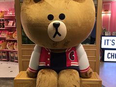 -LINE FRIENDS Garosu-gil Flagship Store