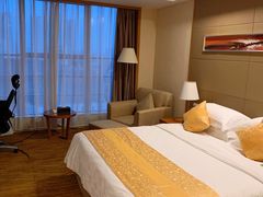 -无锡鼎尚皇冠酒店