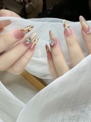 -Fanni美甲美睫皮肤管理