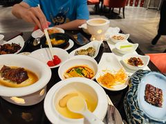 -玥轩YUE HIN(IFS国际金融中心店)
