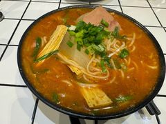 -肥汁米蘭香港米线(长宁来福士店)