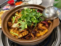 -胡须佬鸡煲四季火锅店(石厦西村直营店)