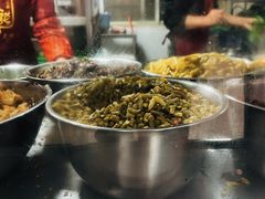 大堂-凤张螺蛳粉·爽口粉(跃进路总店)