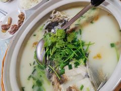 -天乐农家鱼头王(天目湖店)