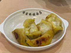 蒋家桥招牌锅贴-蒋家桥饺面店(东关街店)
