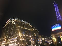 -影汇之星8字形摩天轮