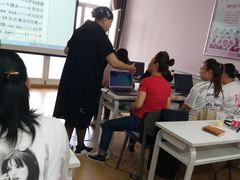 -爱月宝月嫂·育儿嫂(哈尔滨总店)