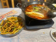 -霄汉牛三鲜湖北砂锅菜(万松园2店)