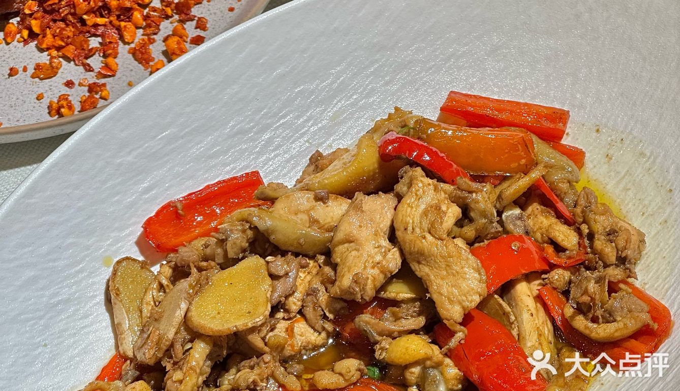 在长沙！真的喜欢这种精致湘菜馆！