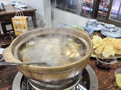 -威邵鸡煲(西华路总店)