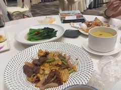 -千灯盛汇·头牌粤菜(致越优城店)