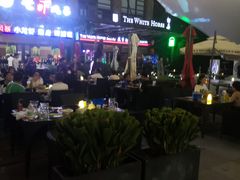 -证大大拇指广场(芳甸路店)