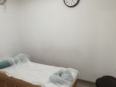 -龙脊堂龙氏推拿 整脊(陆家浜店)