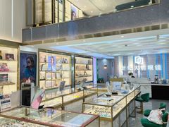 -世纪大明眼镜·林德伯格·蔡司官方授权店(武昌旗舰店)
