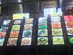 -何氏排骨(左家塘店)