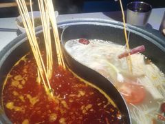 -钢管厂五区小郡肝串串香(滨江店)