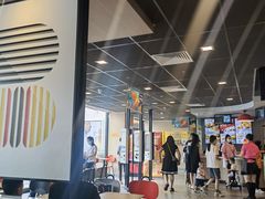 -麦当劳(成都时代奥特莱斯店)