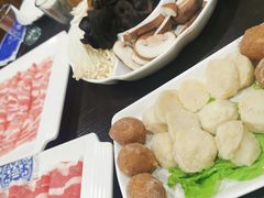 -楼外楼大刀肉传统火锅(西安大路店)