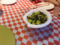 -霸气大叔干锅鸭头·龙虾烧烤·川菜·赛事直播(三里屯店)