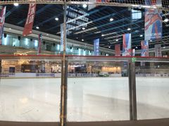 -冠军冰场(环球中心店)