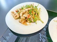 -鲜入唯煮·港式海鲜牛肉火锅(金宝街店)