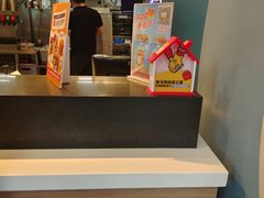 -麦当劳(乳山路店)