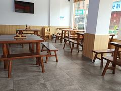 -裕新楼粉面馆·石磨手工粉(四方坪店)