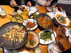 -老板很二(吉大店)