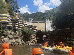 -龙潭峡谷漂流
