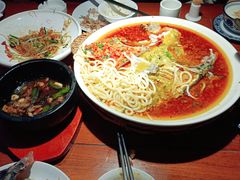 -外婆私房菜(新亚百货店)