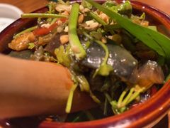 手撕椒松花蛋-云海肴·汽锅鸡·云南菜(天山百盛优客店)