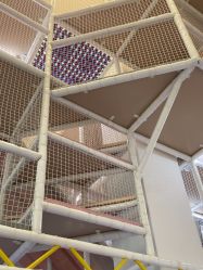 -奈尔宝·儿童乐园·亲子餐厅(华采天地店)