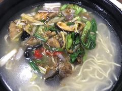 -南岳面馆(南门小街店)