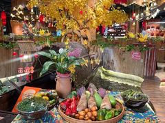 -老滇山寨•云南特色菜•地方菜•民族风情歌舞表演(金碧店)