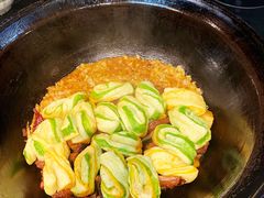 -鱼窝棚柴火铁锅炖(富山屯店)