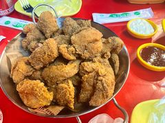 -BHC炸鸡(明洞总店)